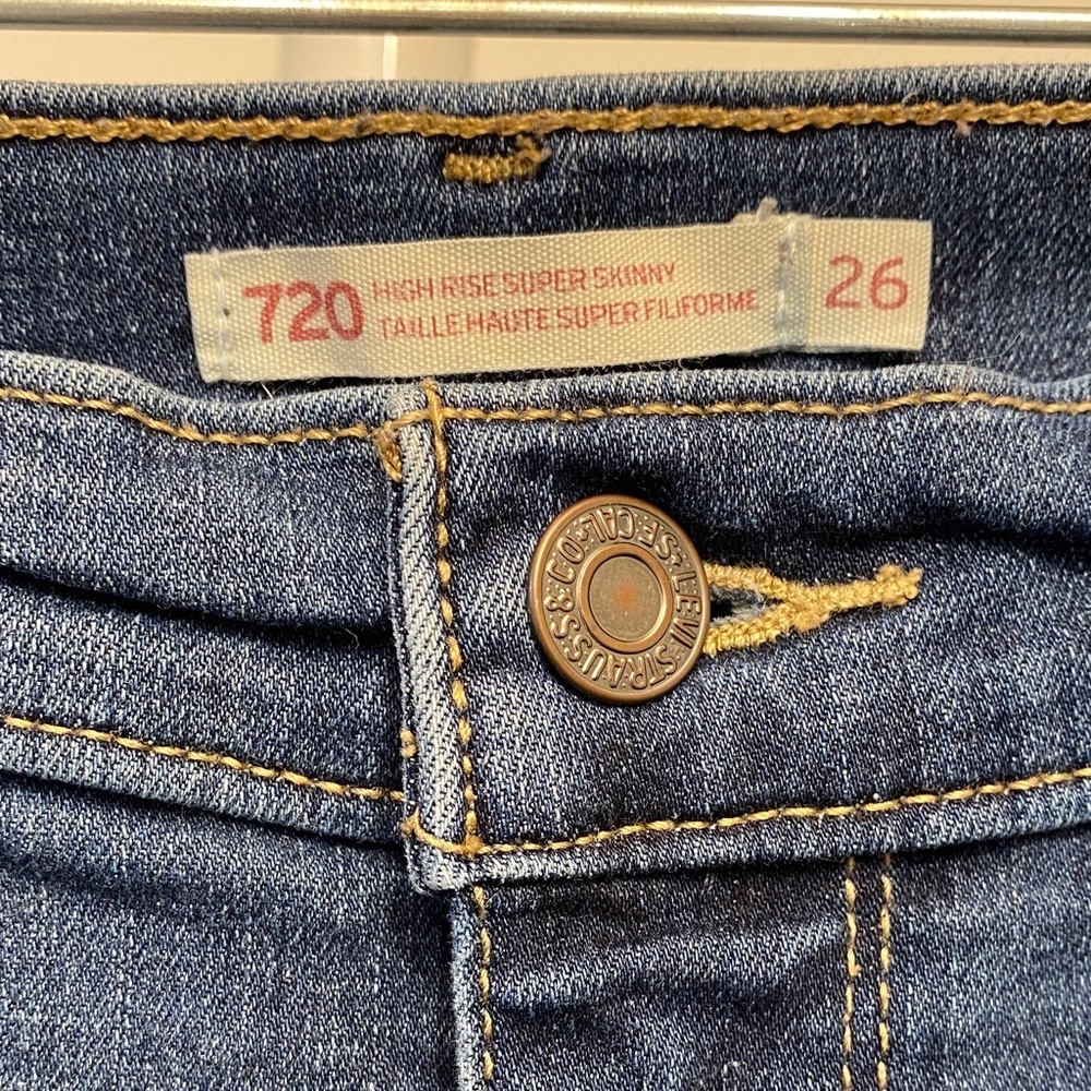 Levis Distressed Blue Women's Jeans - Picture 3 of 4